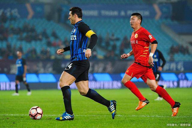 法国队官方媒体恭喜姆巴佩入选FIFPRO年度最佳